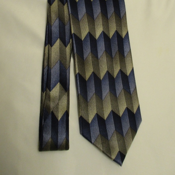 IRVINE PARK Other - SILK TIE - NWOT